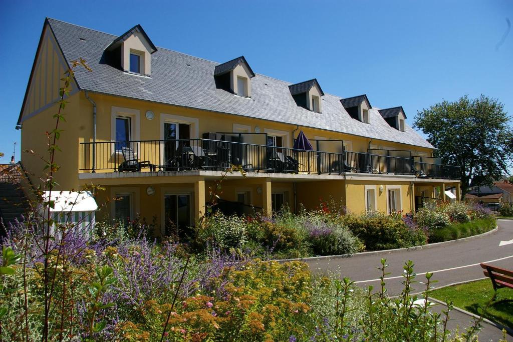 Residence Le Bois Flotte メルヴィル・フランスヴィル・プラージュ エクステリア 写真