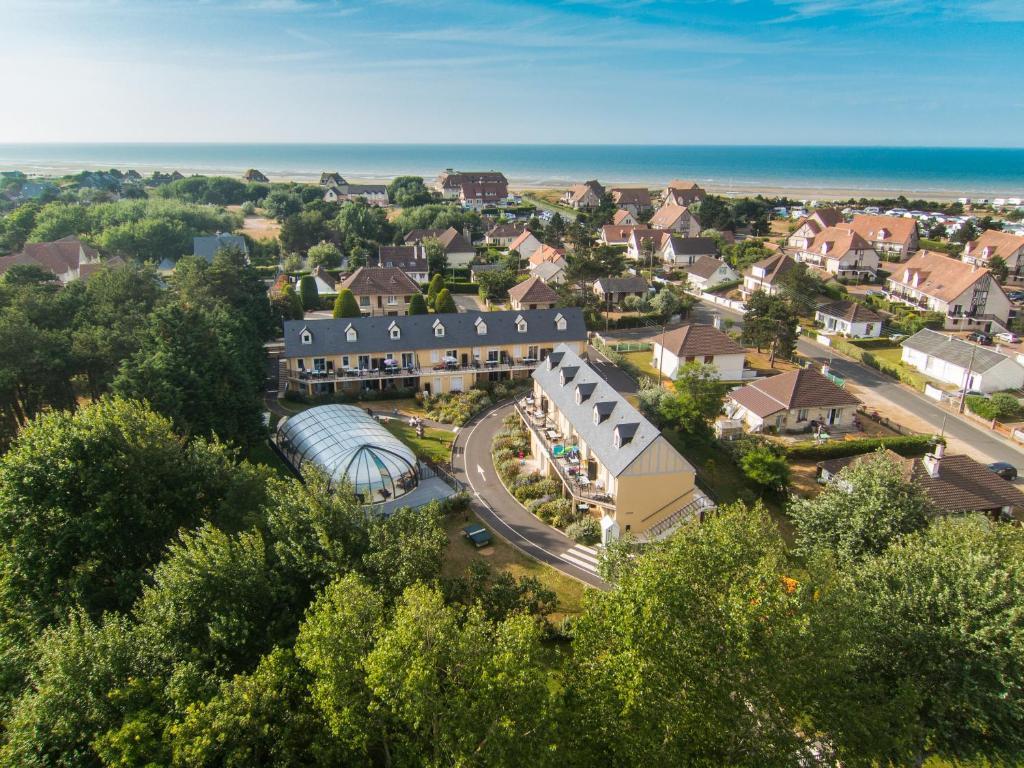 Residence Le Bois Flotte メルヴィル・フランスヴィル・プラージュ エクステリア 写真